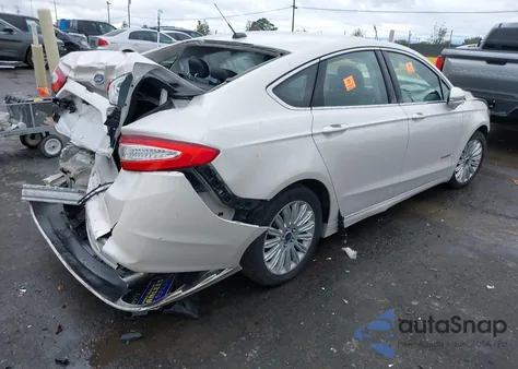 2015 Ford Fusion Hybrid Se from USA, damaged, VIN 3FA6P0LU4FR161423